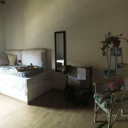 Francesca Bed and Breakfast *